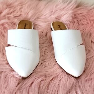 Qupid White Mules